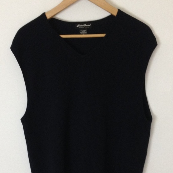 Eddie Bauer Other - Eddie Bauer Black Cotton V-Neck M Vest Sweater